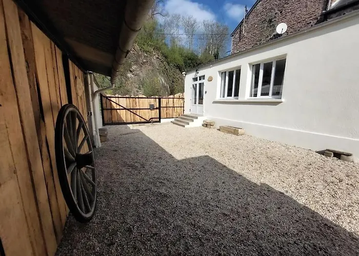 L'aigrette Moderne, Ensoleille Et Bien Place *