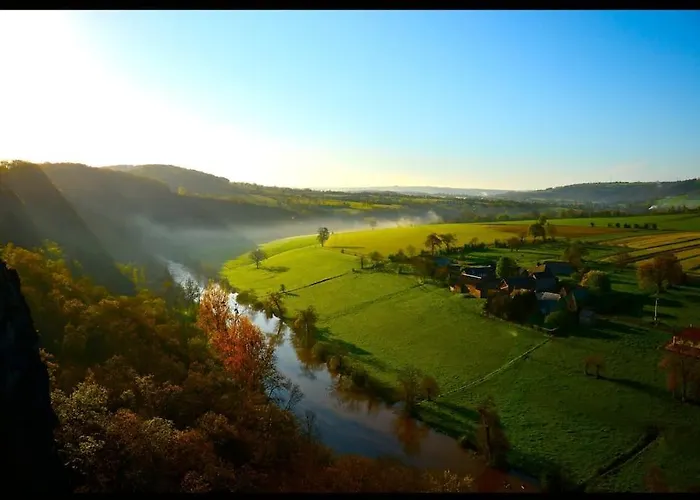 L'aigrette Moderne, Ensoleille Et Bien Place * Thury-Harcourt-le-Hom