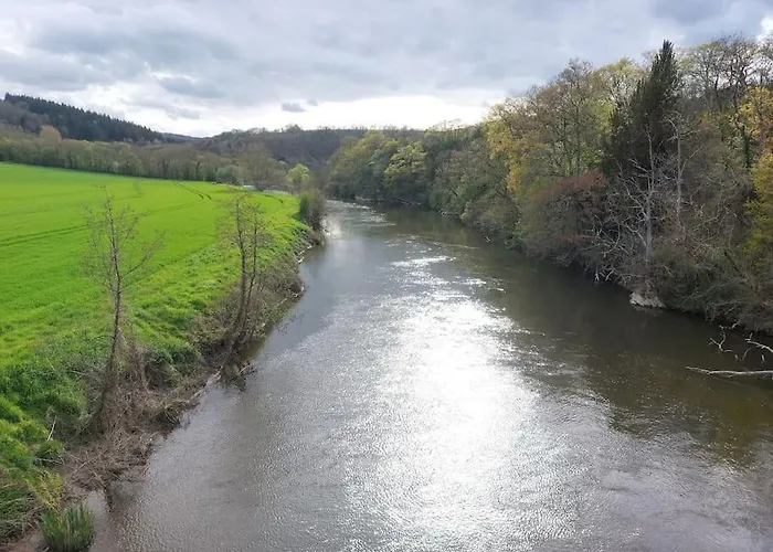 L'aigrette Moderne, Ensoleille Et Bien Place * Thury-Harcourt-le-Hom