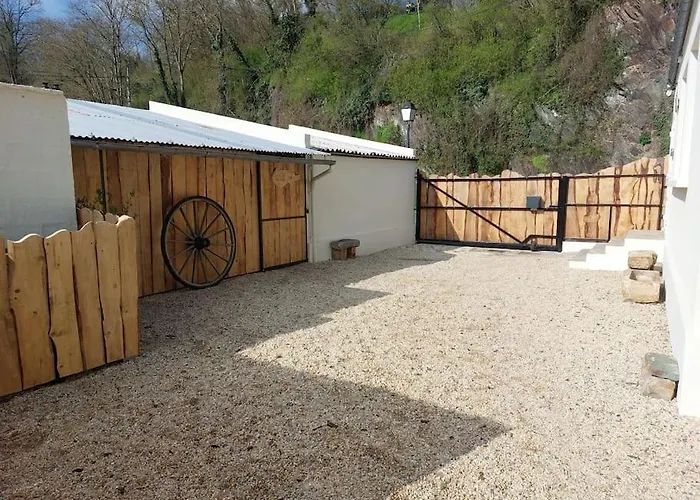 L'aigrette Moderne, Ensoleille Et Bien Place Thury-Harcourt-le-Hom